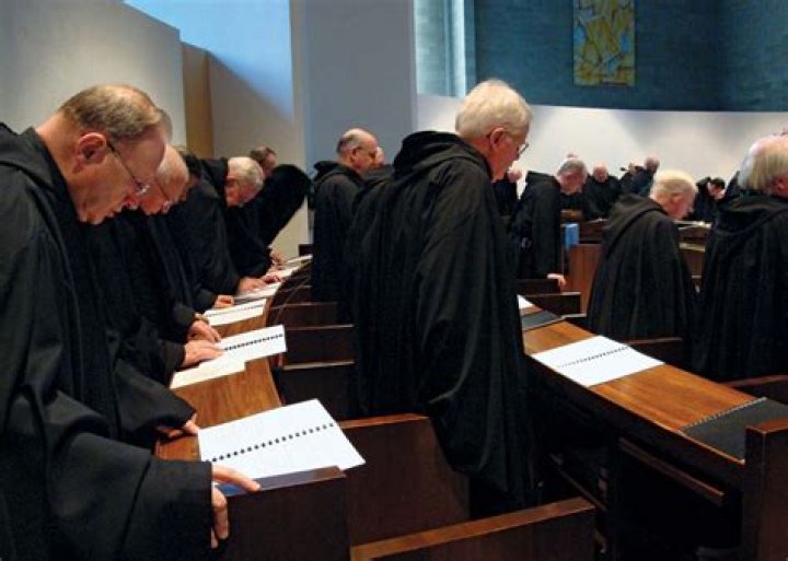 Are benedictine monks roman catholic?