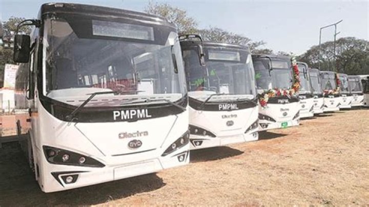 Are buses running in pune?