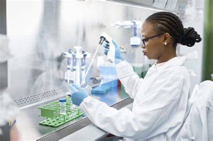 Can biochemist work in oil companies?