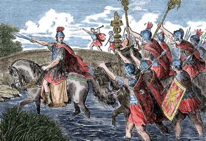 Did julius caesar fight spartacus?