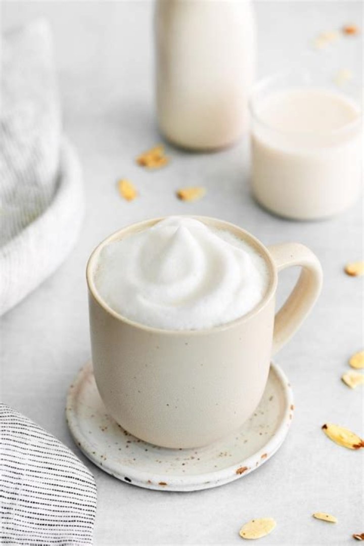 Does almond milk froth?