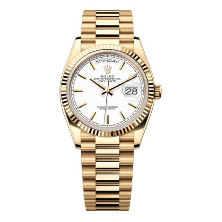 Does rolex gold plate?