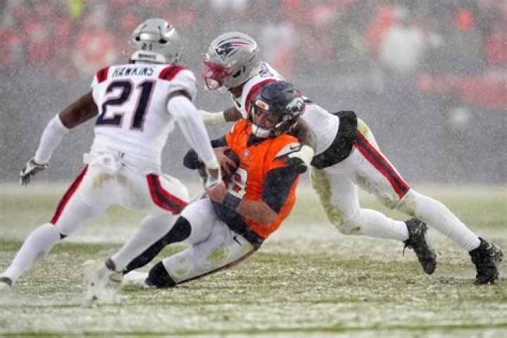 Is jarrett stidham still with the patriots?