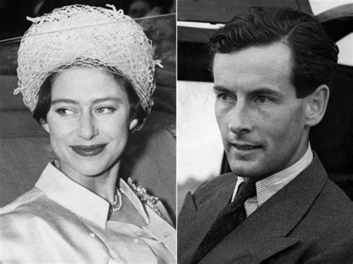 Was peter townsend married to princess margaret?