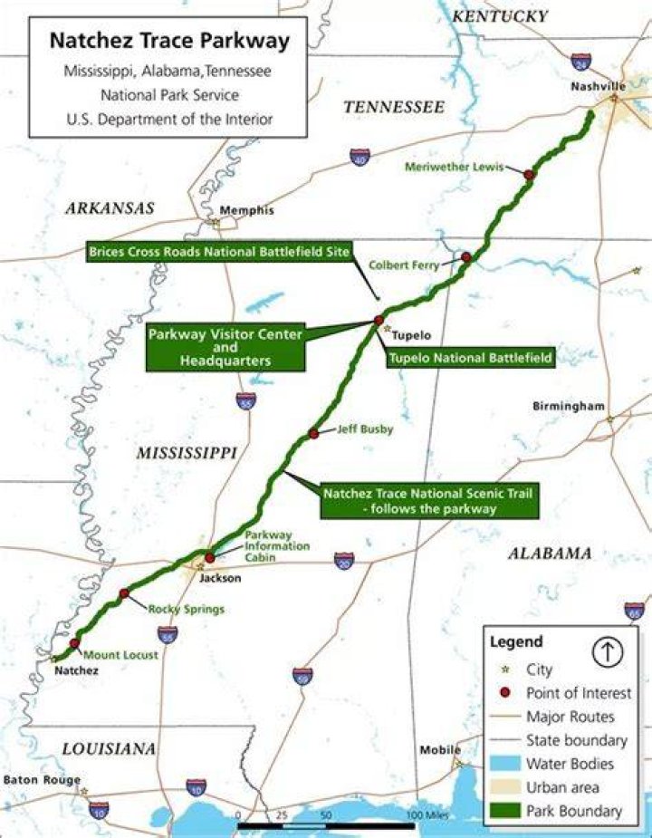 Where does natchez trace begin and end?